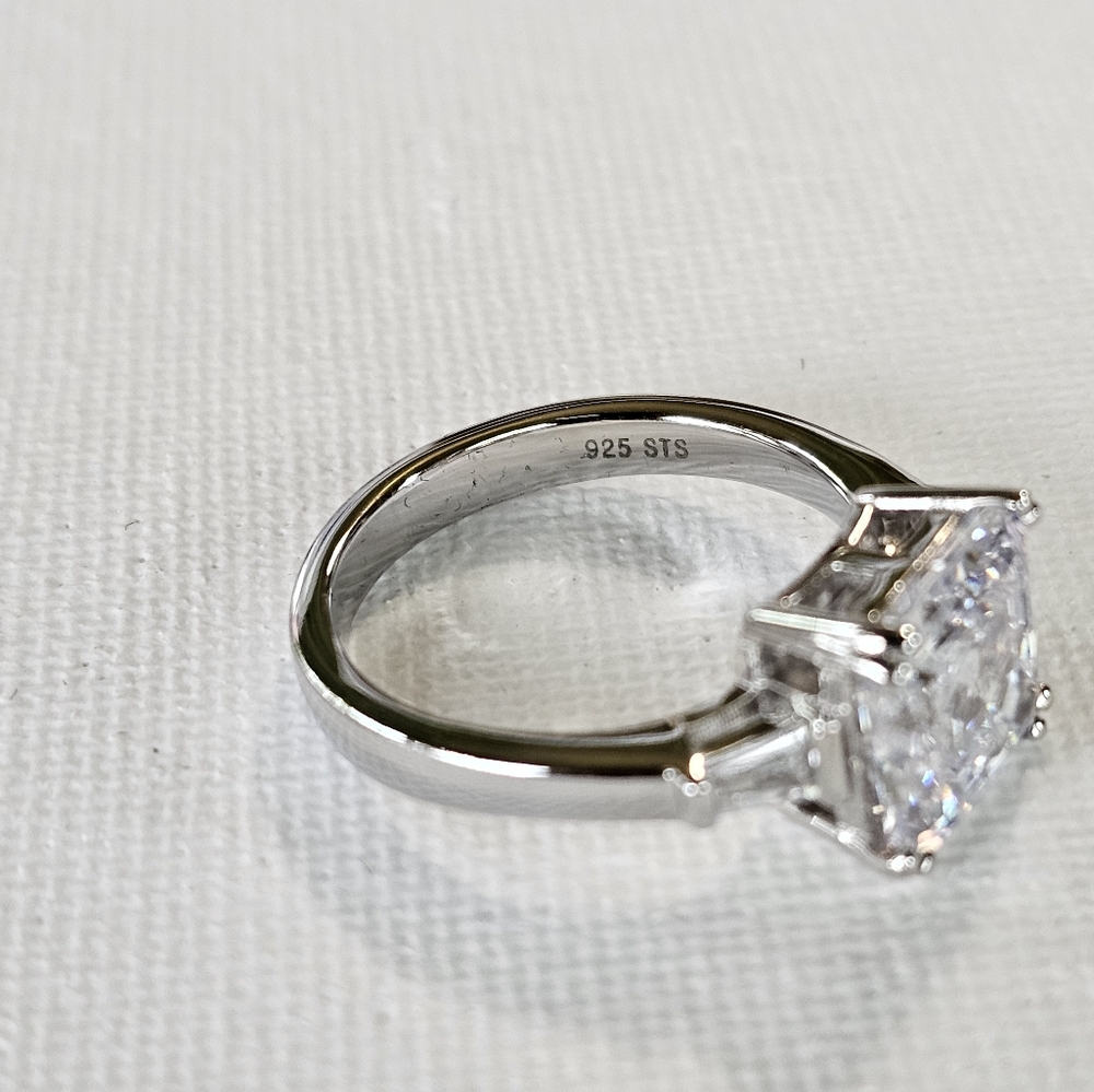 Lustro Stella Finest CZ Ring in Platinum over Sterling Silver Sz 9! - Picture 11 of 12